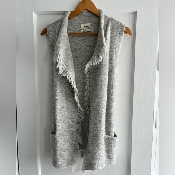 Wilfred Free | Aritzia Tan Alpaca/Wool Blend Knit Cardigan Vest - Picture 2 of 4